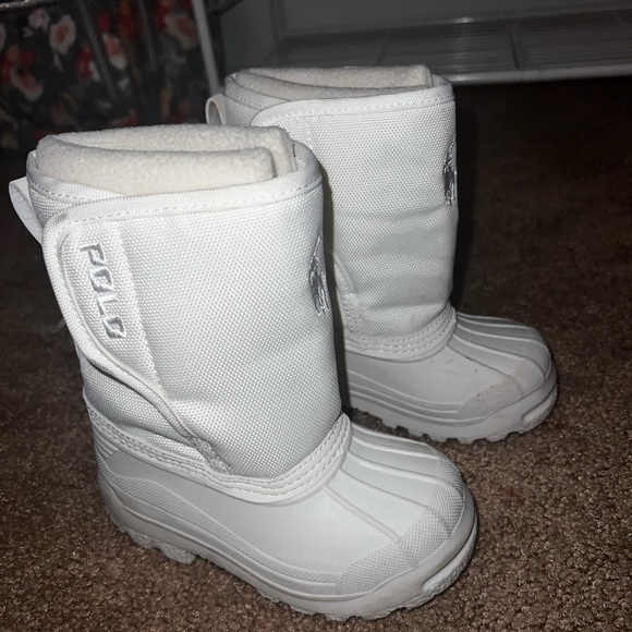 Toddler Ralph Lauren Snow boots - Picture 2 of 4